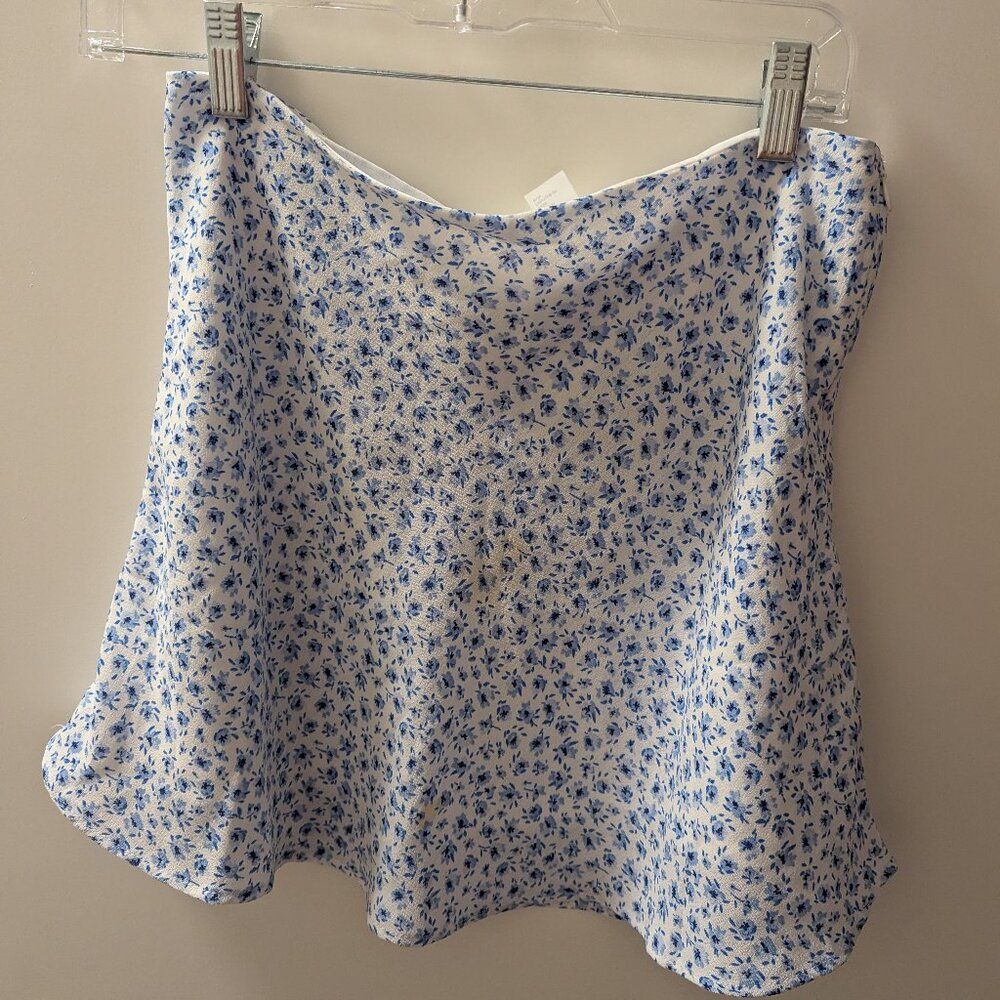 H&M mini skirt with floral pattern